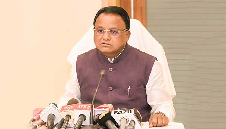 ୨୦୨୭ ମାର୍ଚ୍ଚ ସୁଦ୍ଧା ସବୁ ଗାଁ’କୁ ପାଇପ୍‌ ଜଳ ଯୋଗାଇଦେବାକୁ ମୁଖ୍ୟମନ୍ତ୍ରୀଙ୍କ ନିର୍ଦ୍ଦେଶ