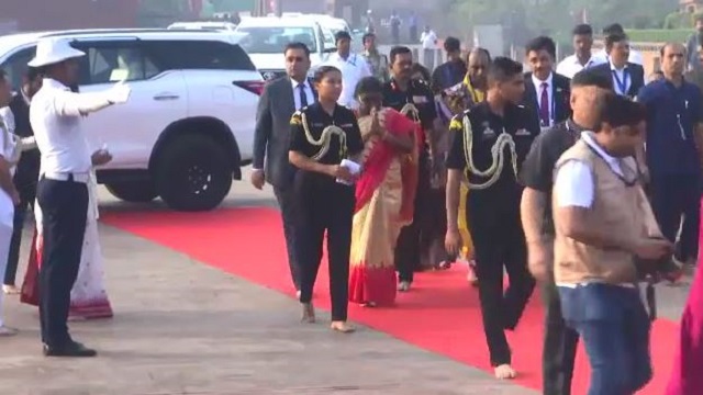 ଶ୍ରୀଜୀଉଙ୍କୁ ଦର୍ଶନ କଲେ ଦ୍ରୌପଦୀ ମୁର୍ମୁ