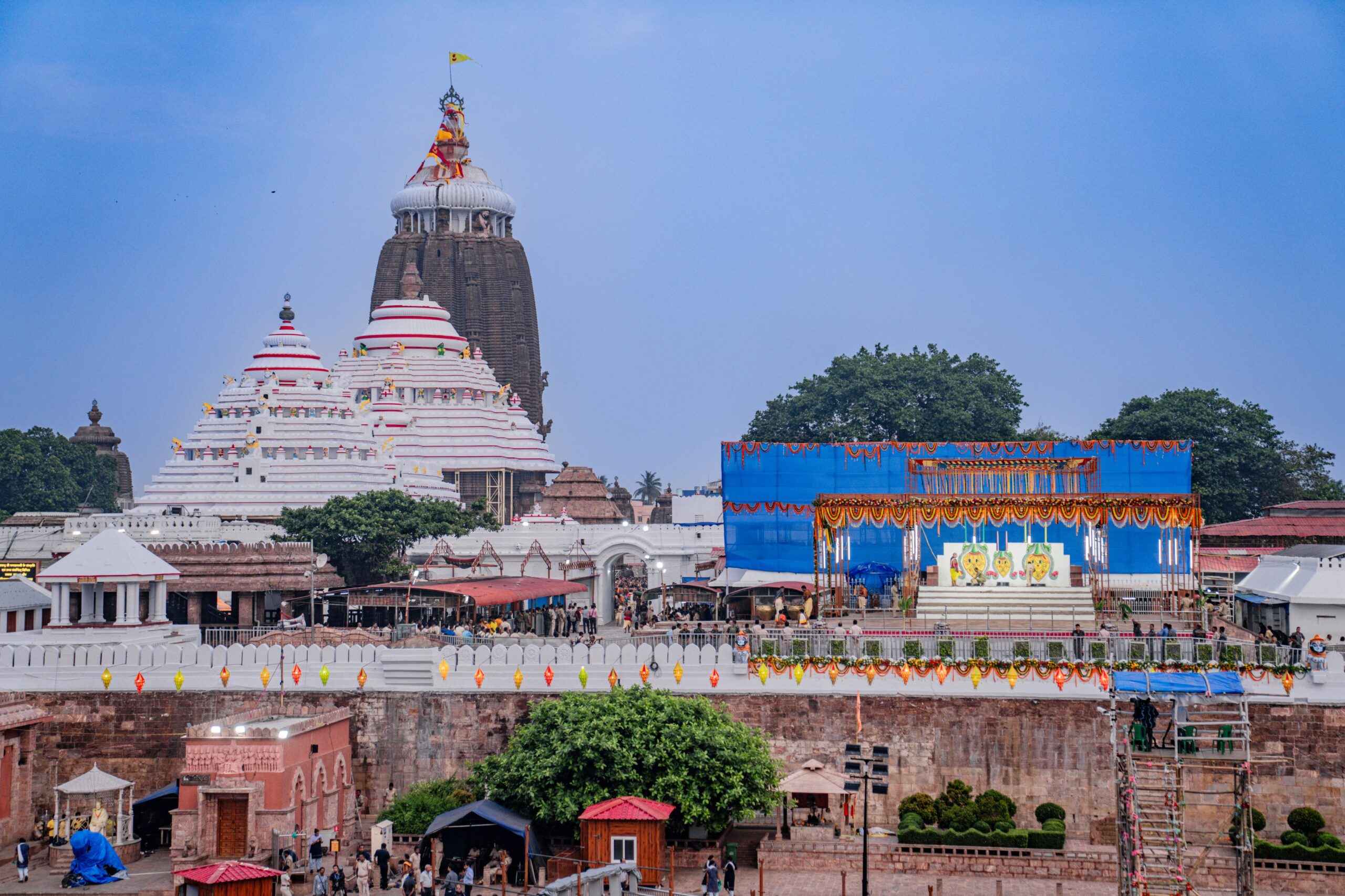 ସ୍ନାନ ମଣ୍ଡପରେ ବିଜେ କରୁଛନ୍ତି ଶ୍ରୀଜୀଉ